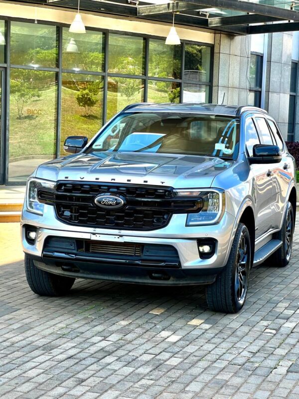 FORD EVEREST 2023 - Image 9