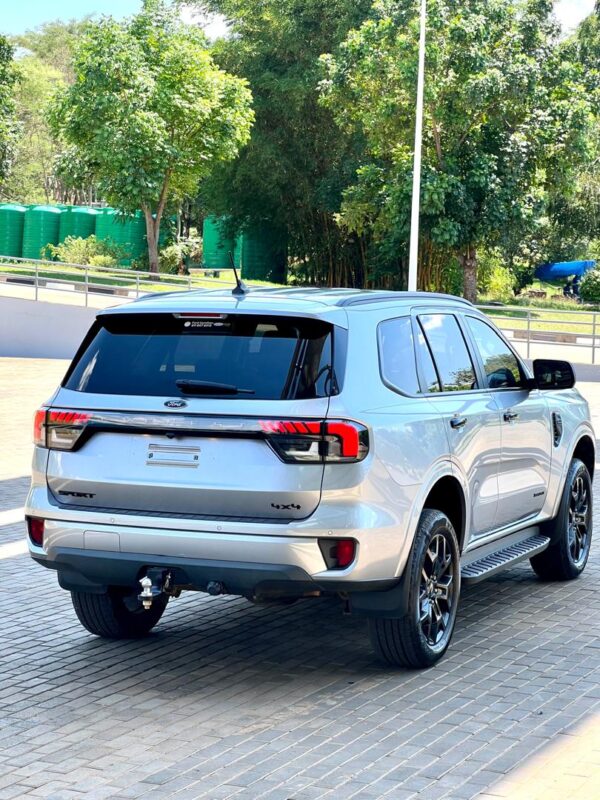 FORD EVEREST 2023 - Image 11