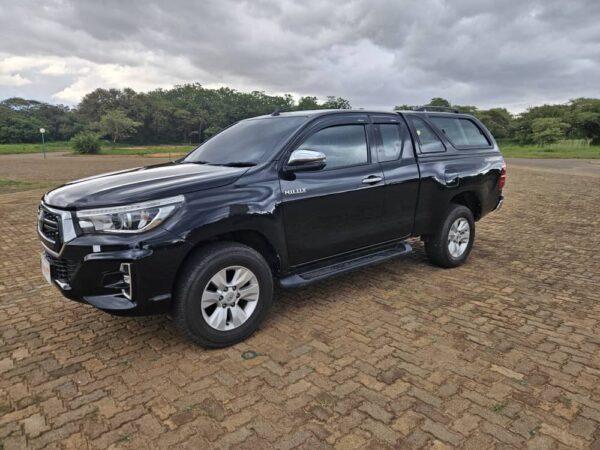 TOYOTA HILUX GD6 2019 - Image 2