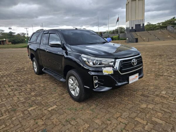 TOYOTA HILUX GD6 2019 - Image 4