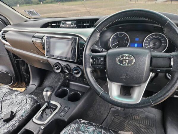 TOYOTA HILUX GD6 2019 - Image 5